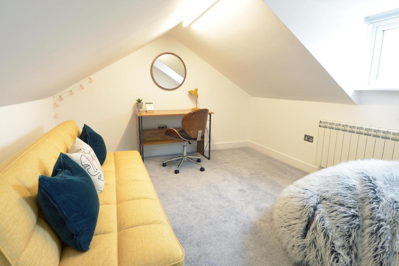 Outstanding Modernised 3/4 Double Bedroomed House Littlehampton Bagian luar foto